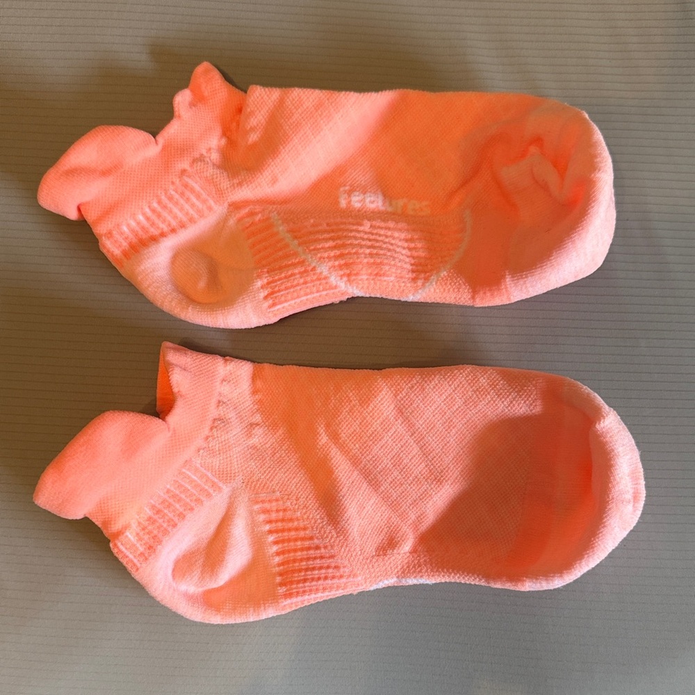 Feetures Plantar Fasciitis Socks